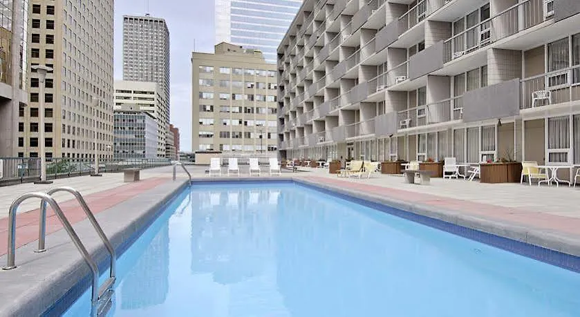 Hotel Ramada Plaza By Wyndham Calgary Downtown 3*,  Canada